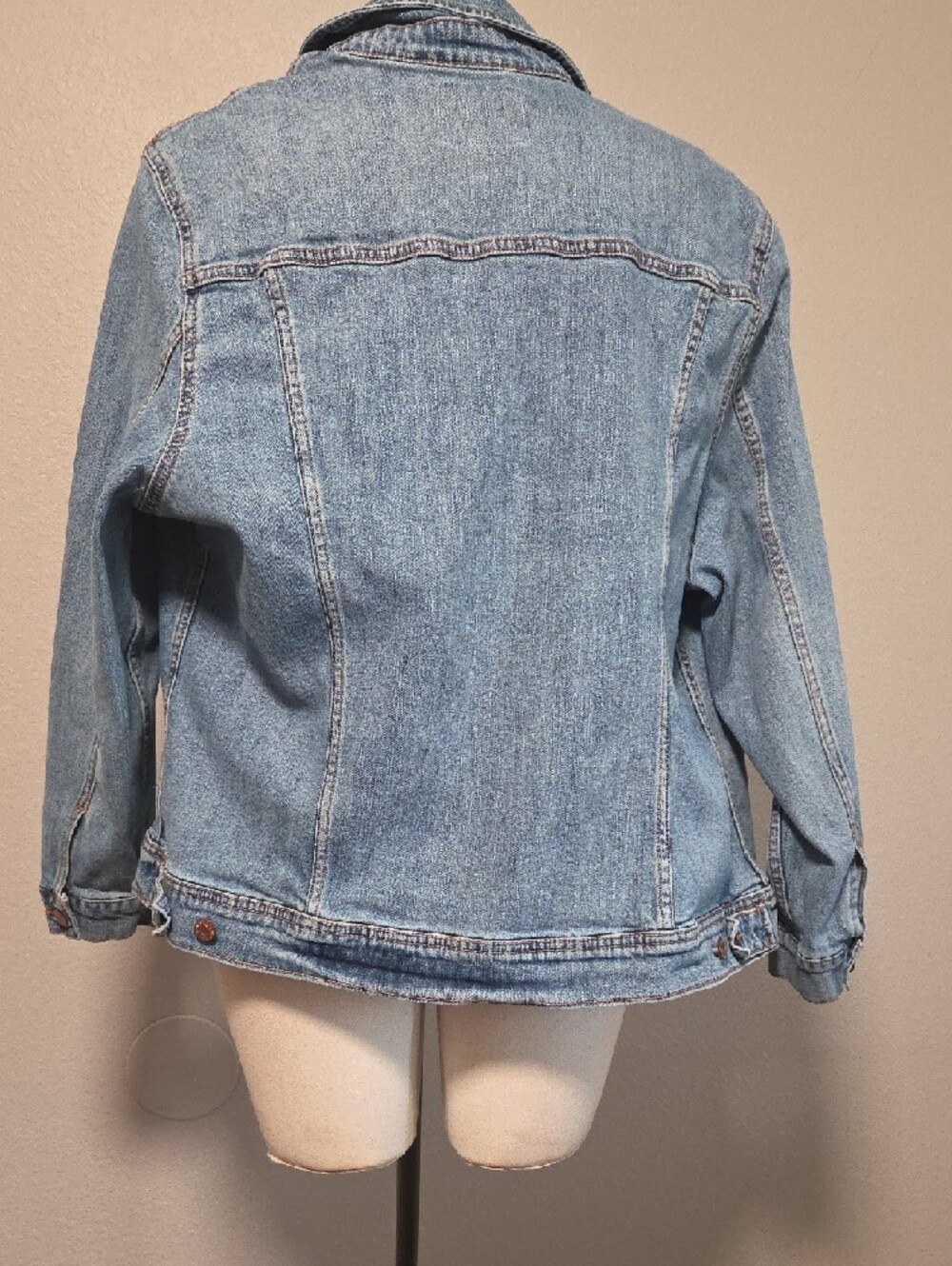 Old Navy Light Blue Denim Trucker Jacket size XXL - Picture 6 of 6